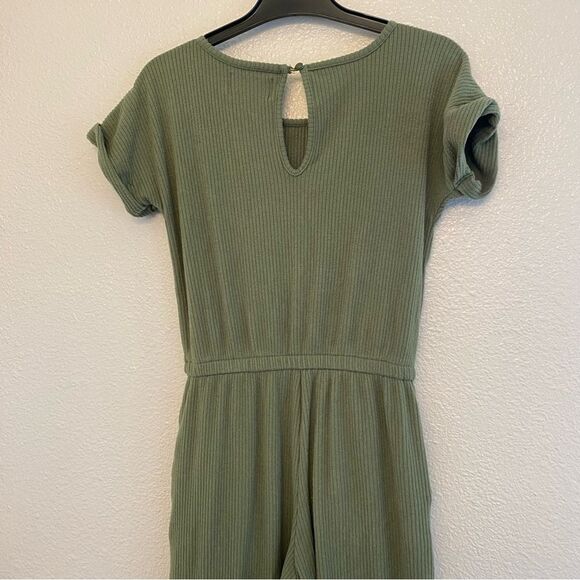 Old Navy green cozy ribbed short sleeve wide leg crop knit jumpsuit romper 10/12 - Picture 4 of 11
